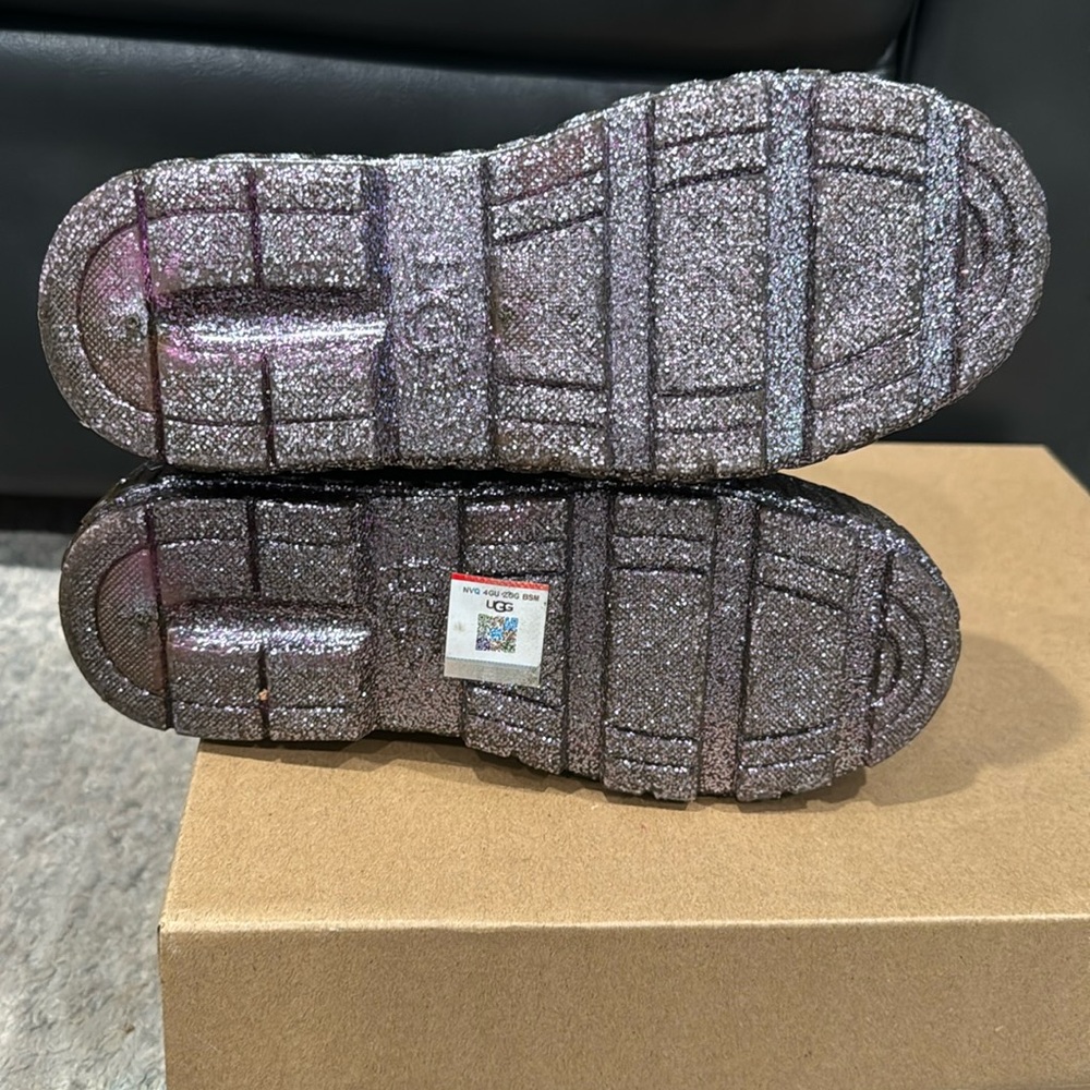 NWT UGG Drizlita Glitter Gray Rain Boots, size 6 - Picture 6 of 15